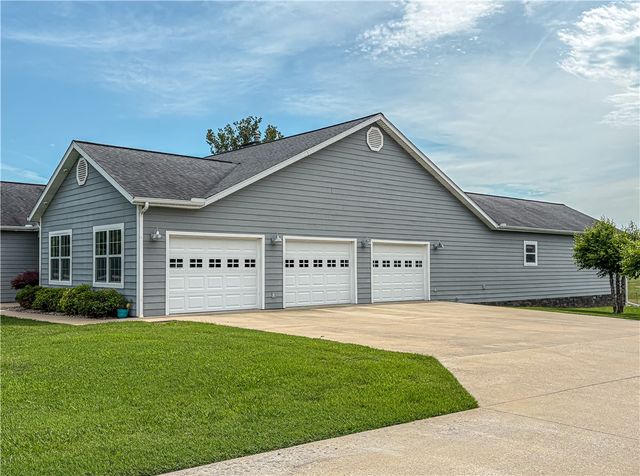 3888 Carole Lane, Harrison, AR 72601