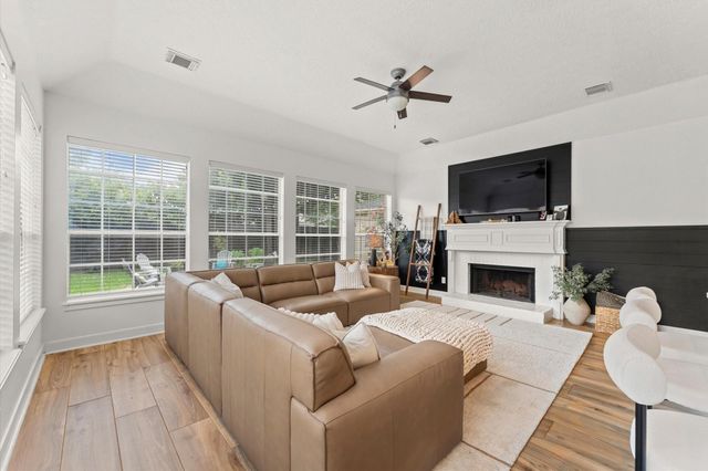 1002 Fairgate Drive, Houston, TX 77094