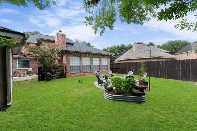 1002 Fairgate Drive, Houston, TX 77094