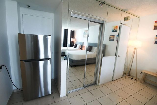 5445 Collins Ave 1205, Miami Beach, FL 33140