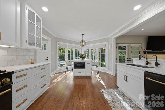 10138 Waterbrook Lane, Charlotte, NC 28277