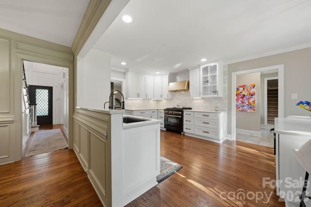 10138 Waterbrook Lane, Charlotte, NC 28277