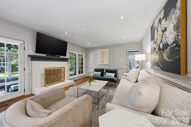 10138 Waterbrook Lane, Charlotte, NC 28277