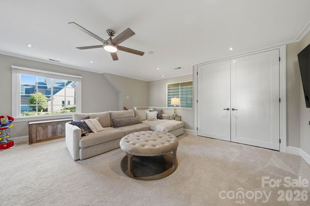 10138 Waterbrook Lane, Charlotte, NC 28277
