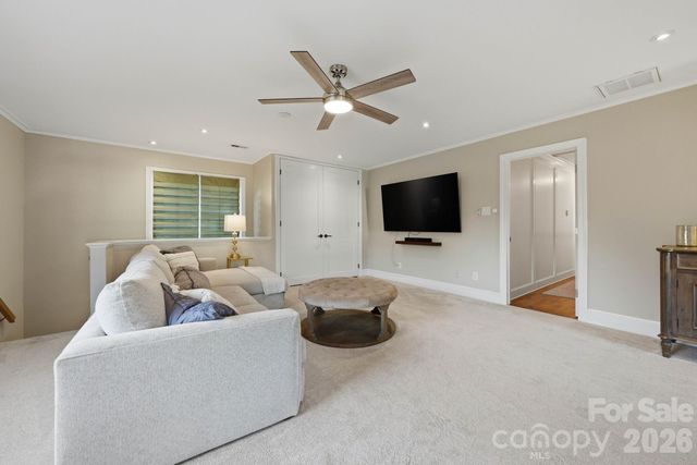 10138 Waterbrook Lane, Charlotte, NC 28277