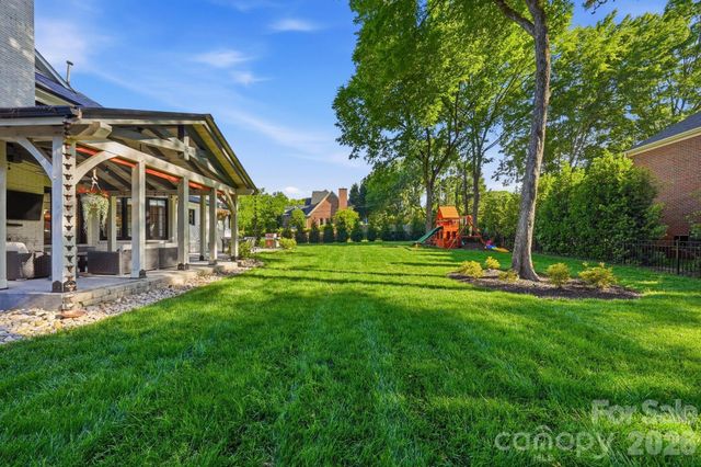 10138 Waterbrook Lane, Charlotte, NC 28277