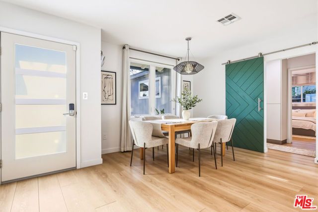 7954 Loma Verde Avenue, Los Angeles, CA 91304
