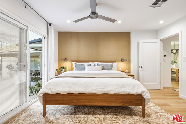 7954 Loma Verde Avenue, Los Angeles, CA 91304