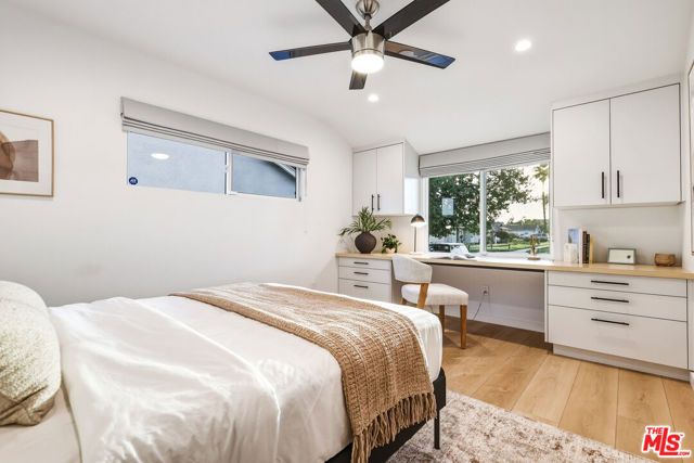 7954 Loma Verde Avenue, Los Angeles, CA 91304
