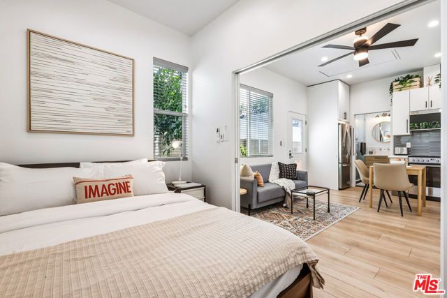 7954 Loma Verde Avenue, Los Angeles, CA 91304