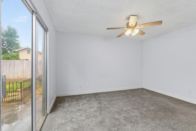 3100 Kounias Dr, Modesto, CA 95354