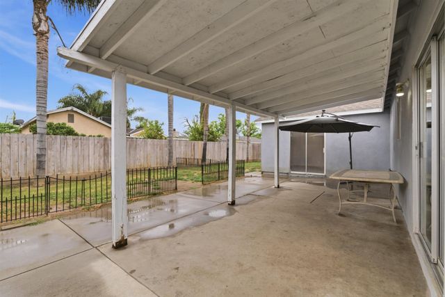 3100 Kounias Dr, Modesto, CA 95354