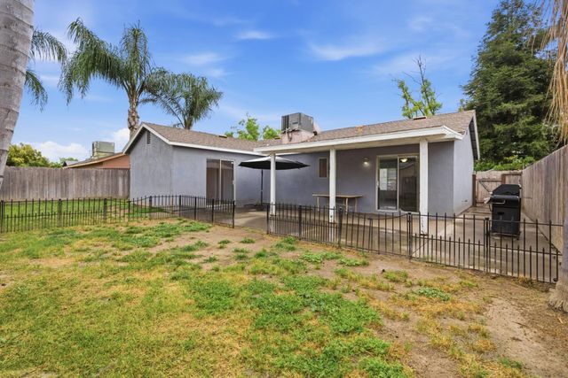 3100 Kounias Dr, Modesto, CA 95354