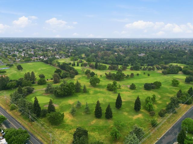 3100 Kounias Dr, Modesto, CA 95354