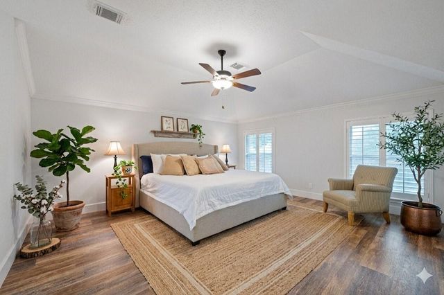 1514 Pine Ridge Lane, Pearland, TX 77581