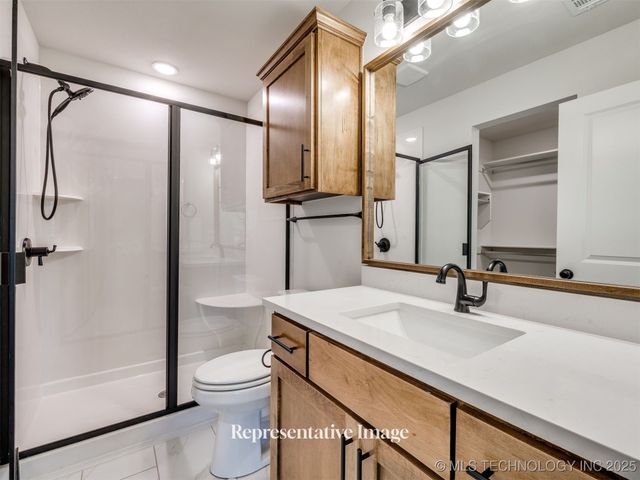 3400 E 153rd Place S, Bixby, OK 74008