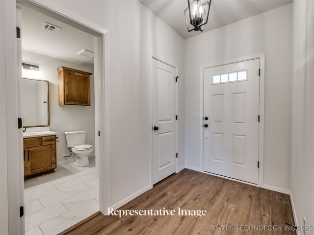 3400 E 153rd Place S, Bixby, OK 74008