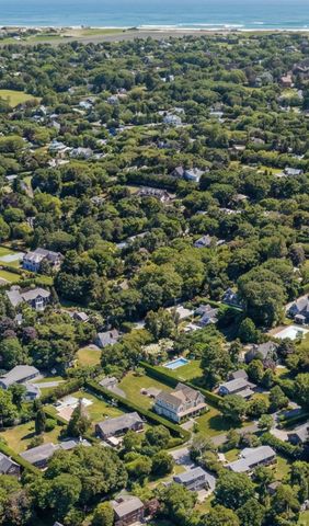 84 Corrigan Street, Southampton, NY 11968