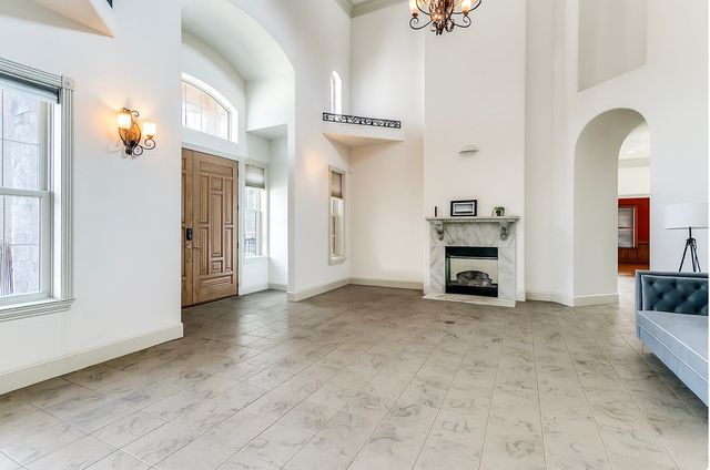 1513 Canyon Oaks Drive, Irving, TX 75061