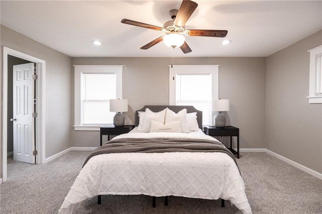 5629 HIGHLAND Avenue, Kansas City, MO 64110