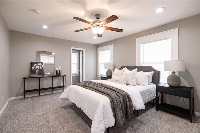 5629 HIGHLAND Avenue, Kansas City, MO 64110