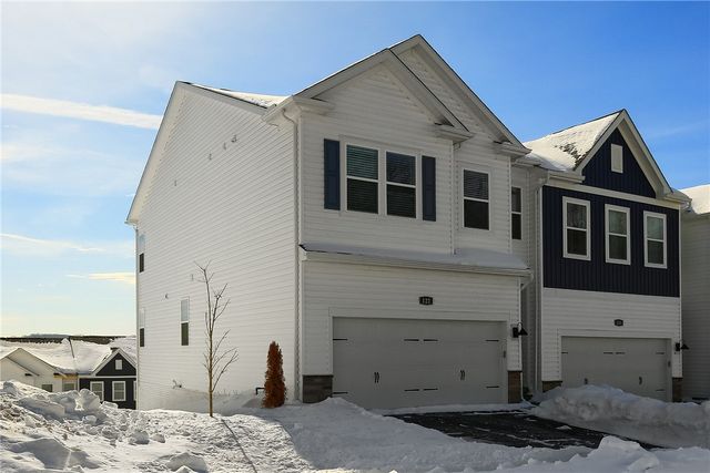 122 Scotland Ln, Harmony Boro, PA 16037