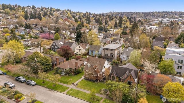 821 NW 57TH Street, Seattle, WA 98107
