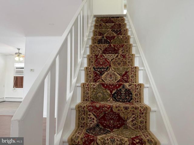 56 INDIAN RED RD, Levittown, PA 19057