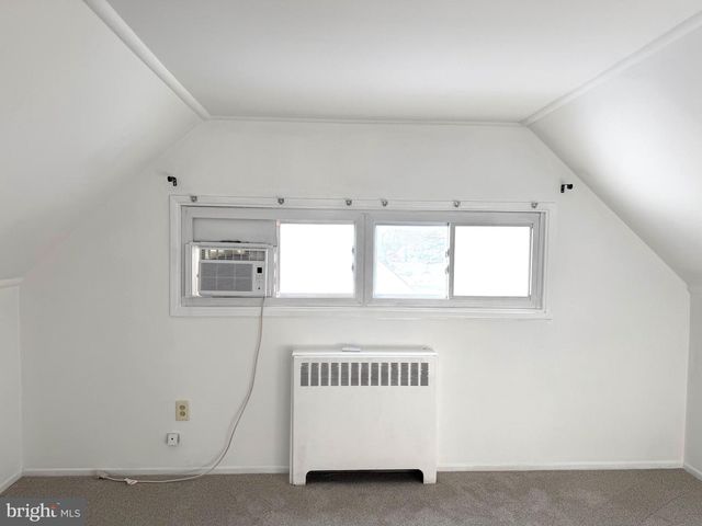 56 INDIAN RED RD, Levittown, PA 19057