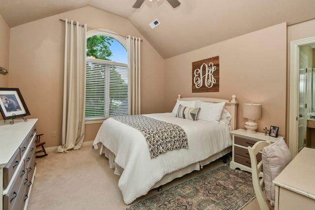4013 E Gastonbury Street, Springfield, MO 65809