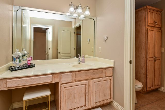 4013 E Gastonbury Street, Springfield, MO 65809