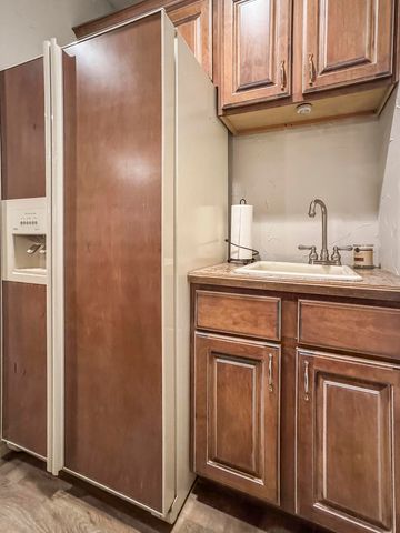 4013 E Gastonbury Street, Springfield, MO 65809
