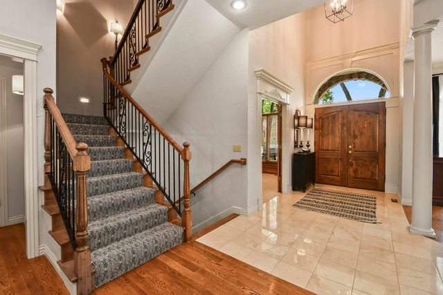 4013 E Gastonbury Street, Springfield, MO 65809