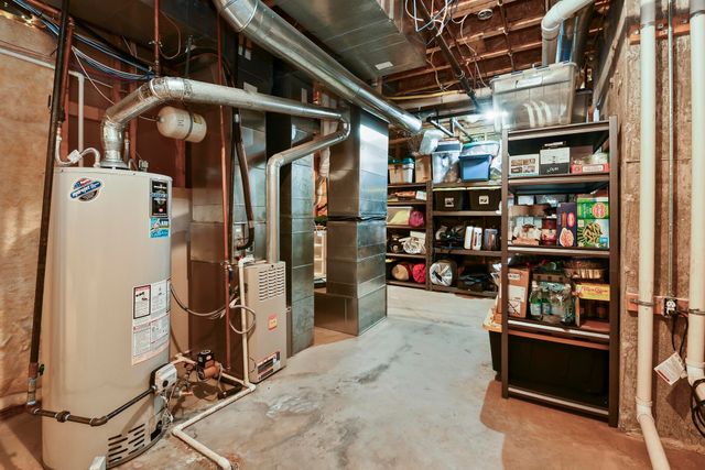 4013 E Gastonbury Street, Springfield, MO 65809