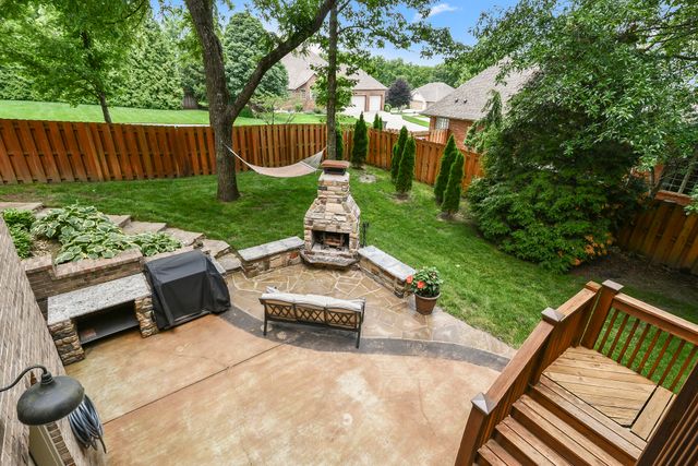 4013 E Gastonbury Street, Springfield, MO 65809
