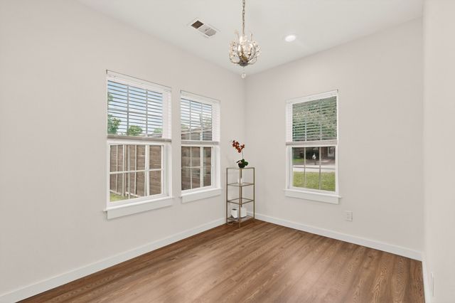 304 E County Line Road, Royse City, TX 75189