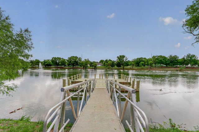 304 E County Line Road, Royse City, TX 75189