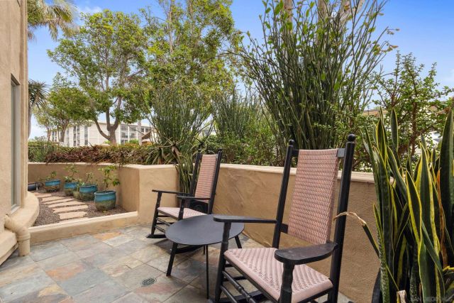 7752 Eads Ave, La Jolla, CA 92037