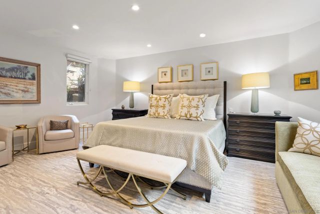 7752 Eads Ave, La Jolla, CA 92037