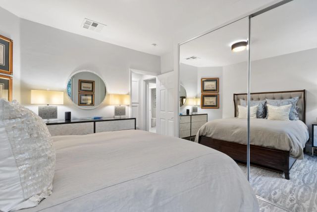 7752 Eads Ave, La Jolla, CA 92037