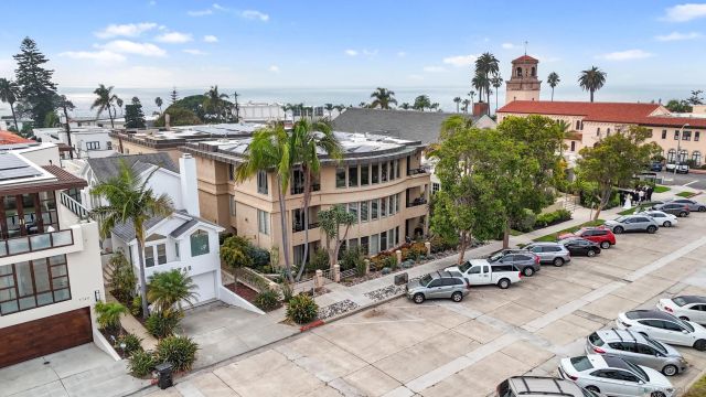 7752 Eads Ave, La Jolla, CA 92037