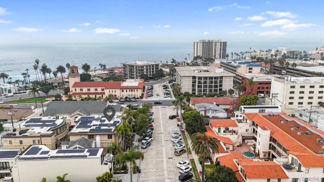 7752 Eads Ave, La Jolla, CA 92037