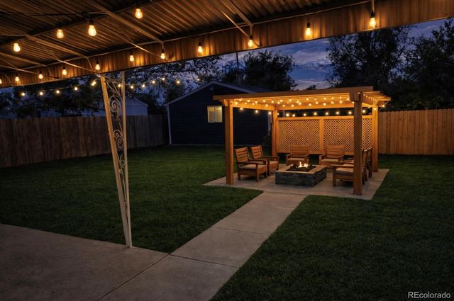 1273 Newark Street, Aurora, CO 80010