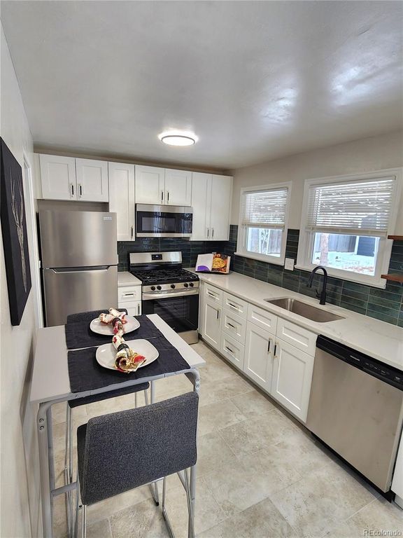 1273 Newark Street, Aurora, CO 80010