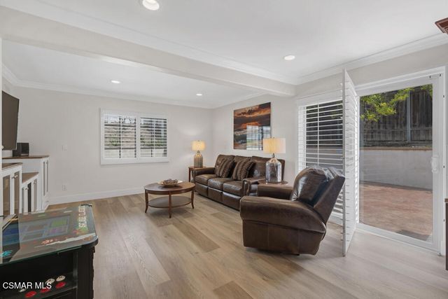 260 Greenmeadow Drive, Thousand Oaks, CA 91320