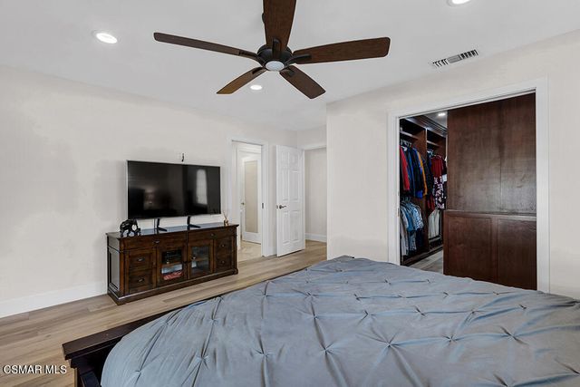 260 Greenmeadow Drive, Thousand Oaks, CA 91320