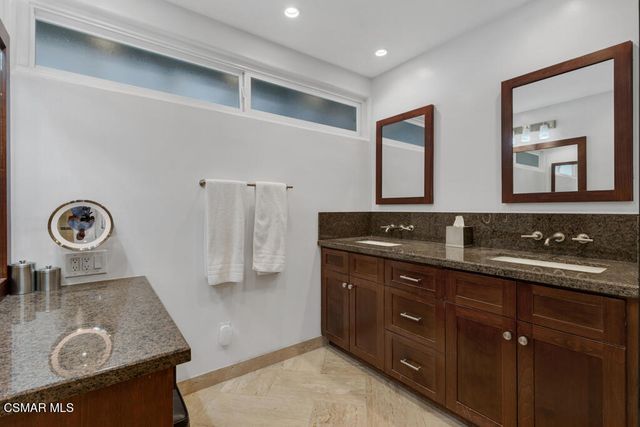 260 Greenmeadow Drive, Thousand Oaks, CA 91320