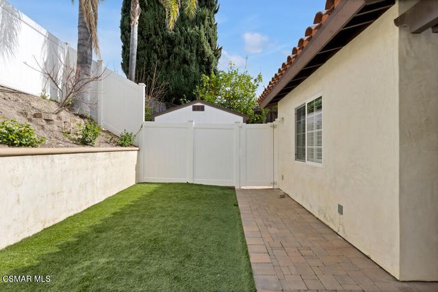 260 Greenmeadow Drive, Thousand Oaks, CA 91320