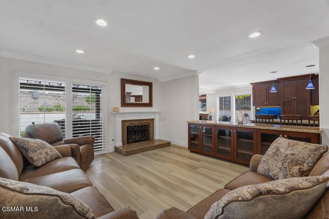 260 Greenmeadow Drive, Thousand Oaks, CA 91320