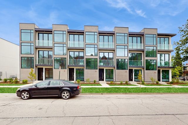 6342 Hennings Court, Morton Grove, IL 60053